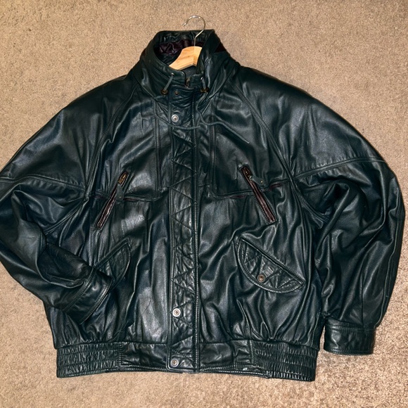 LEATHER JACKET - Picture 4 of 7